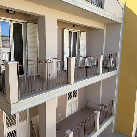 Marie In Centro Appartement Capo dʼOrlando